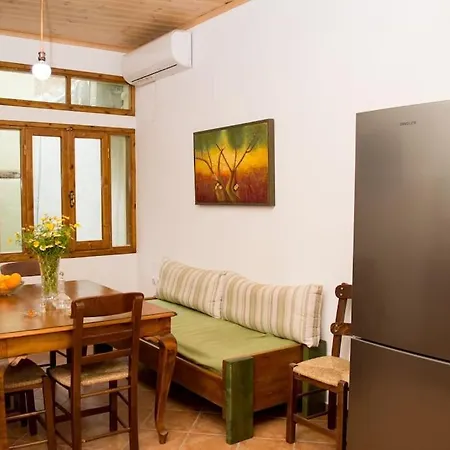 Traditional House In Fres Casa vacanze